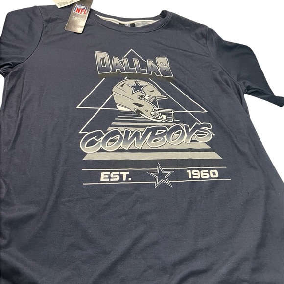 NFL Blue Dallas Cowboys Men's T-Shirt Collectors Item Sise Medium - Picture 3 of 17
